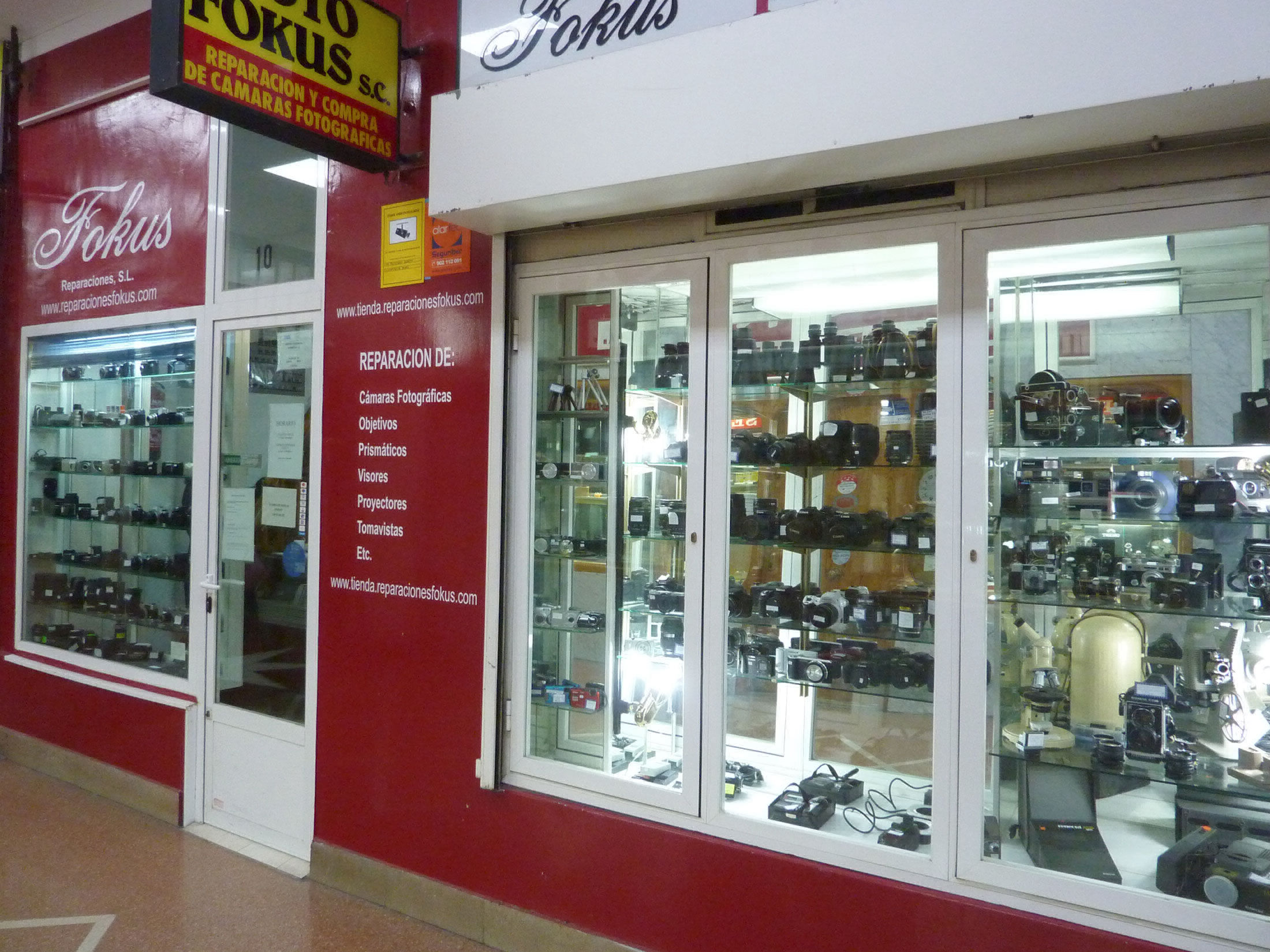 fachada tienda reparaciones fokus